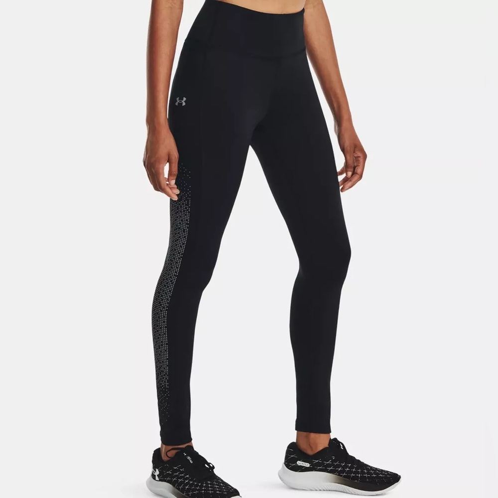 BNWT Size M Under Armour Compression Leggings